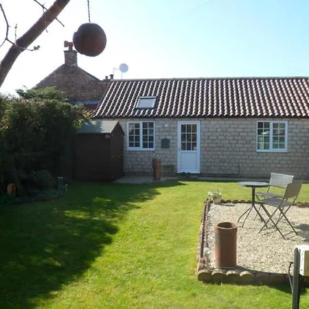 Midsummer Country house