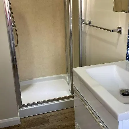 Midsummer Country house